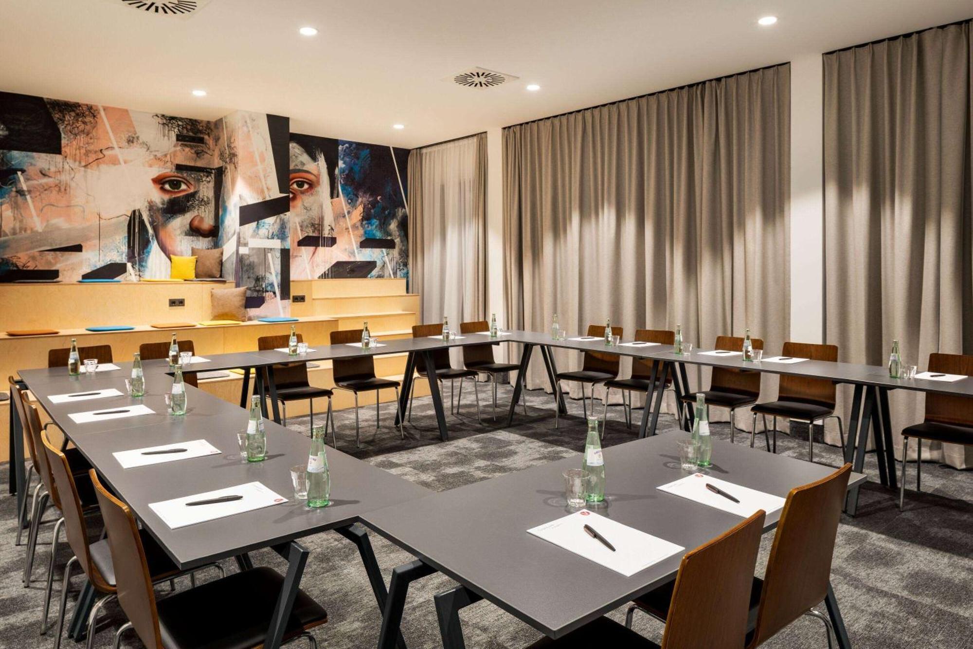 Vienna House Easy By Wyndham Berlin Potsdamer Platz Ngoại thất bức ảnh